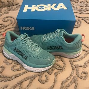 HOKA Bondi 7 Size 6.5, BRAND NEW in BOX